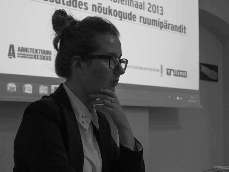 Aet Ader skaito pranešimą seminare Vilniuje. I. M. Malinauskaitės nuotrauka