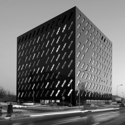 Architekto Kęstučio Lupeikio studija. LR prokuratūros administracinis pastatas. Nuotrauka – Raimondo Urbakavičiaus